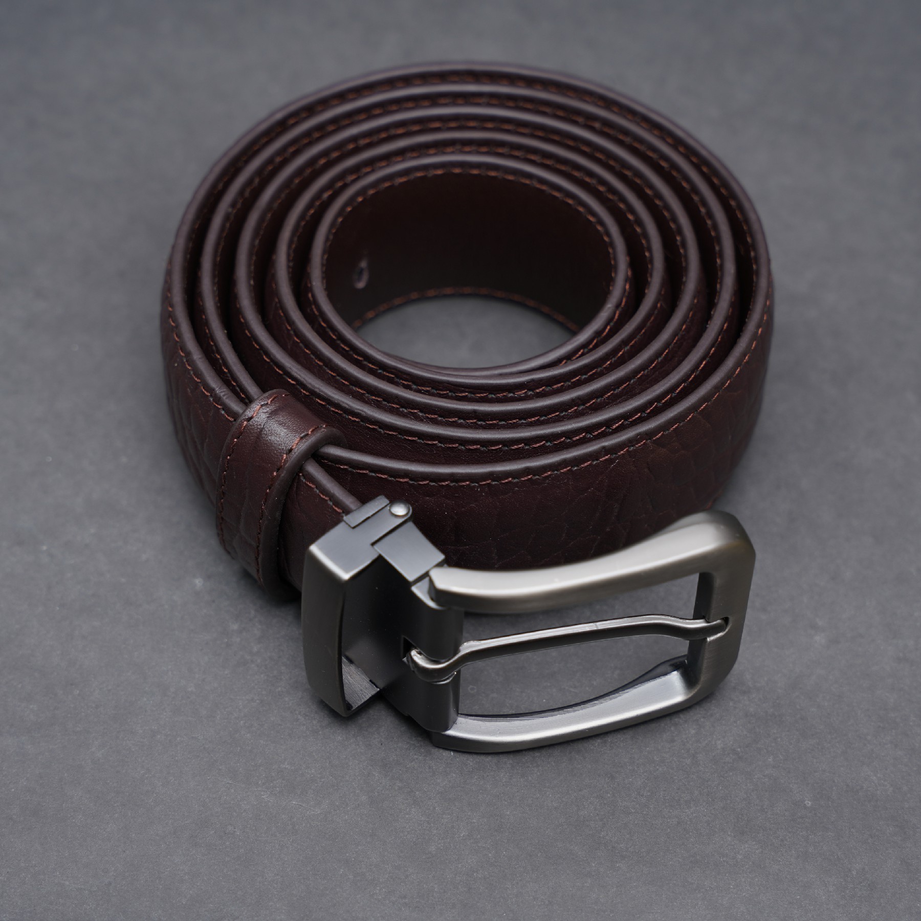 Picture of Zays Handcrafted Genuine Leather Belt for Men – Premium Quality, Adjustable, Stylish & Durable | Best Formal and Casual Leather Belt in Bangladesh