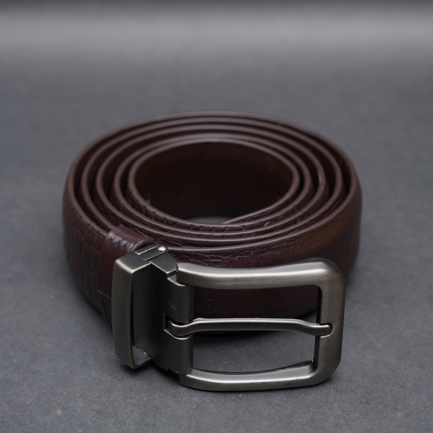 Picture of Zays Handcrafted Genuine Leather Belt for Men – Premium Quality, Adjustable, Stylish & Durable | Best Formal and Casual Leather Belt in Bangladesh