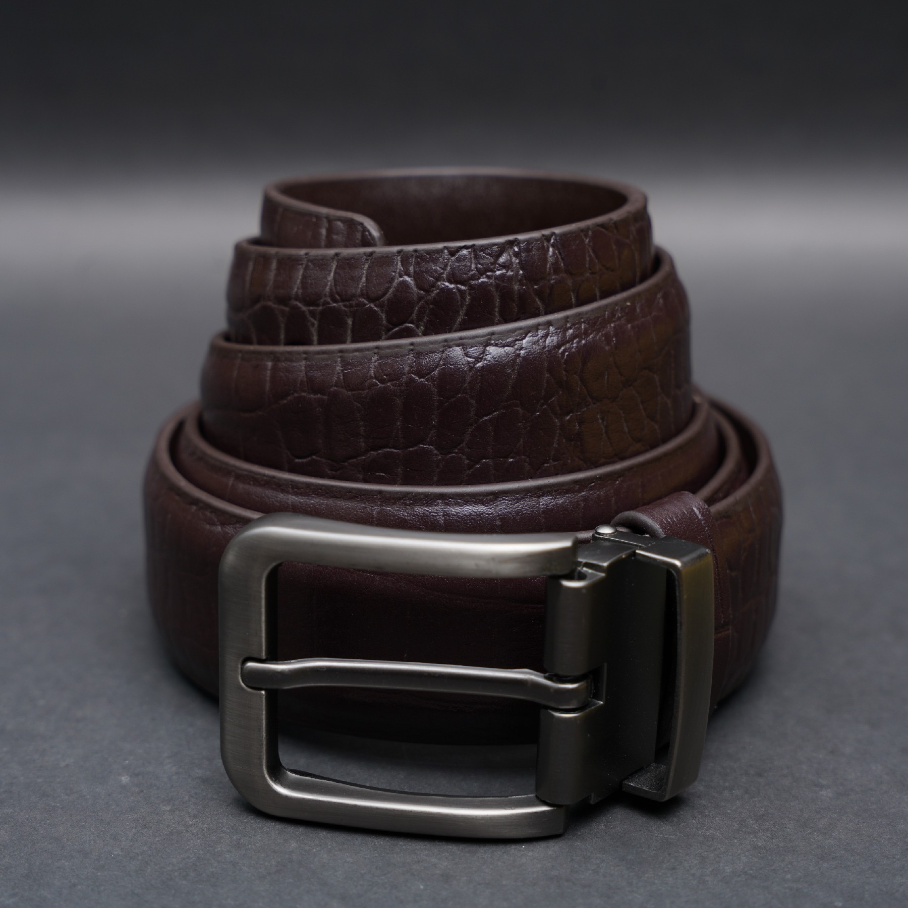 Picture of Zays Handcrafted Genuine Leather Belt for Men – Premium Quality, Adjustable, Stylish & Durable | Best Formal and Casual Leather Belt in Bangladesh