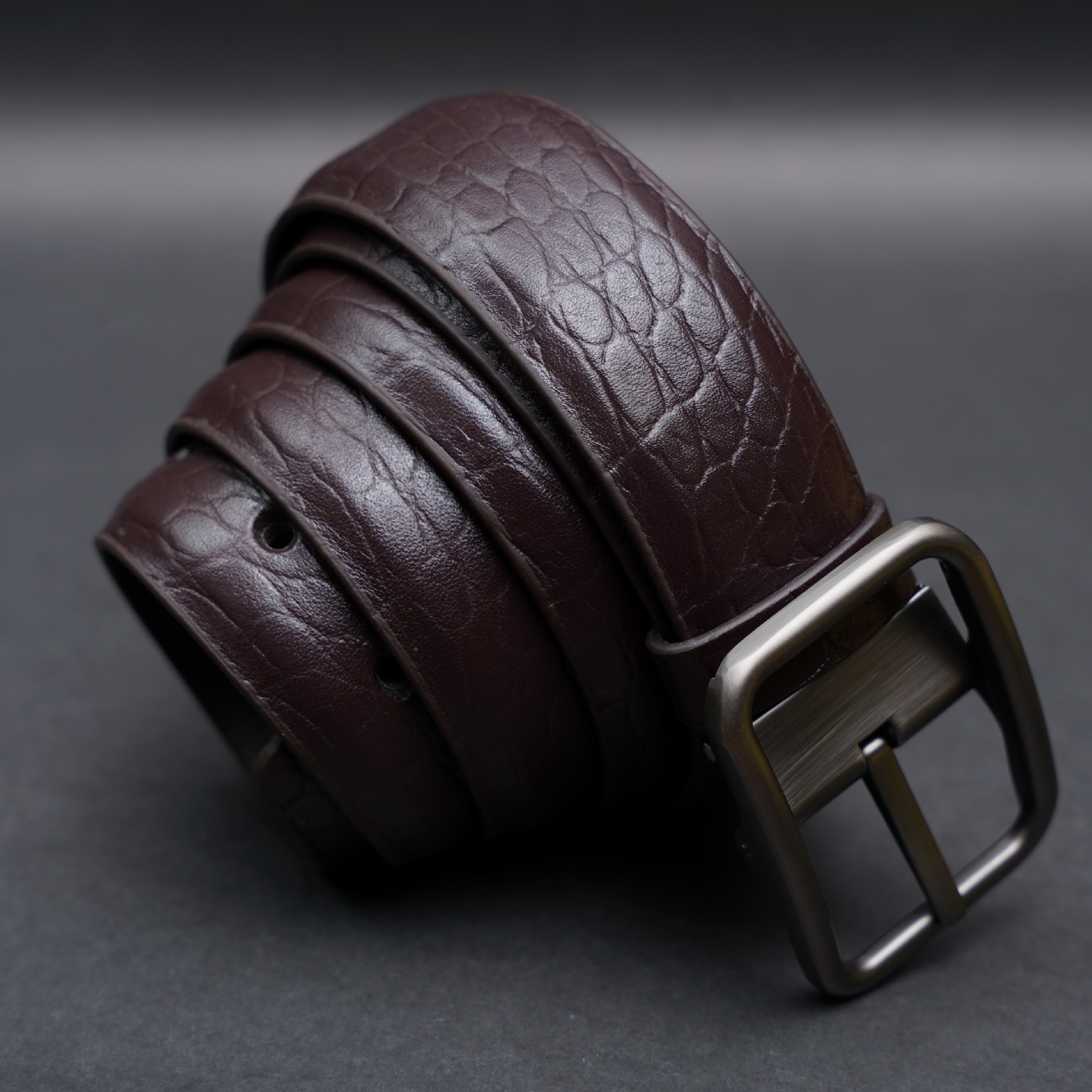 Picture of Zays Handcrafted Genuine Leather Belt for Men – Premium Quality, Adjustable, Stylish & Durable | Best Formal and Casual Leather Belt in Bangladesh