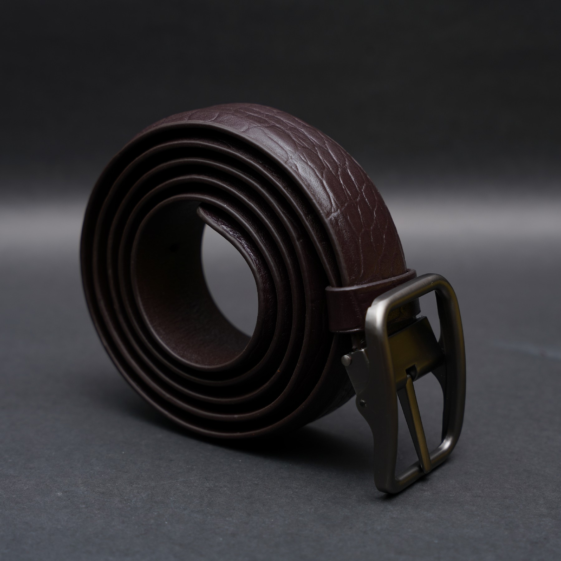 Picture of Zays Handcrafted Genuine Leather Belt for Men – Premium Quality, Adjustable, Stylish & Durable | Best Formal and Casual Leather Belt in Bangladesh