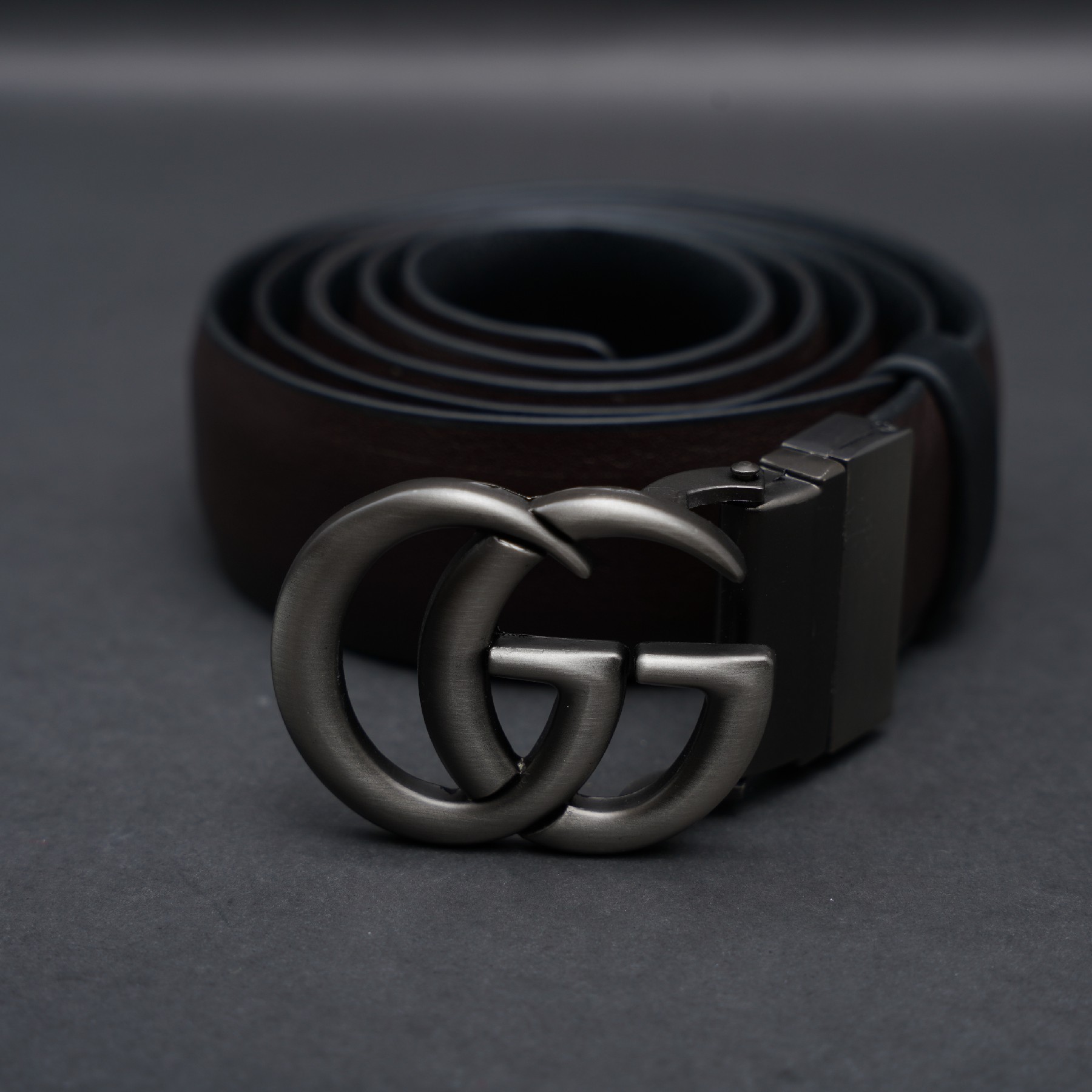 Picture of Zays Reversible Handcrafted Genuine Leather Belt for Men – Premium Quality, Adjustable, Stylish & Durable | Best Formal and Casual Leather Belt in Bangladesh