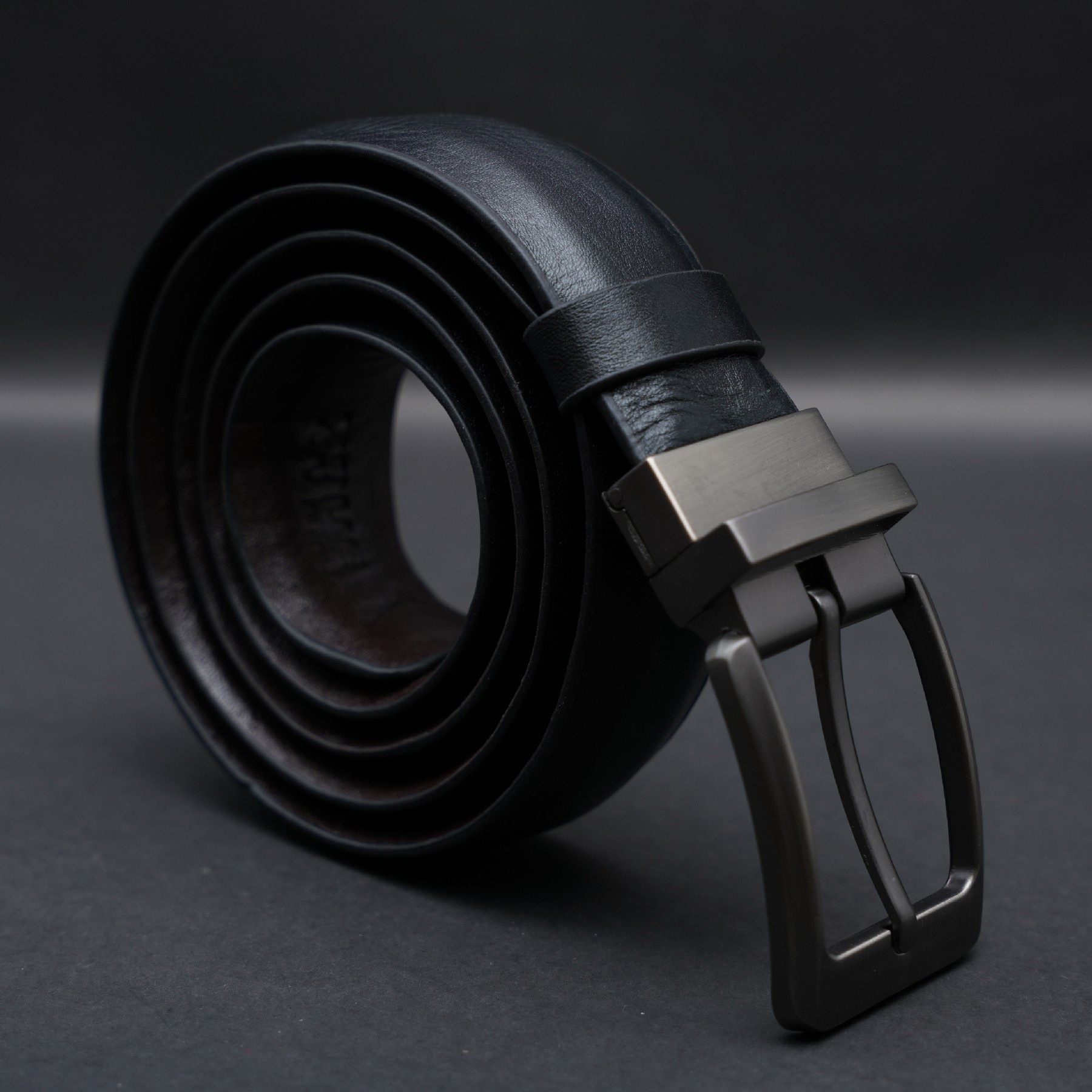 Picture of Zays Reversible Handcrafted Genuine Leather Belt for Men – Premium Quality, Adjustable, Stylish & Durable | Best Formal and Casual Leather Belt in Bangladesh