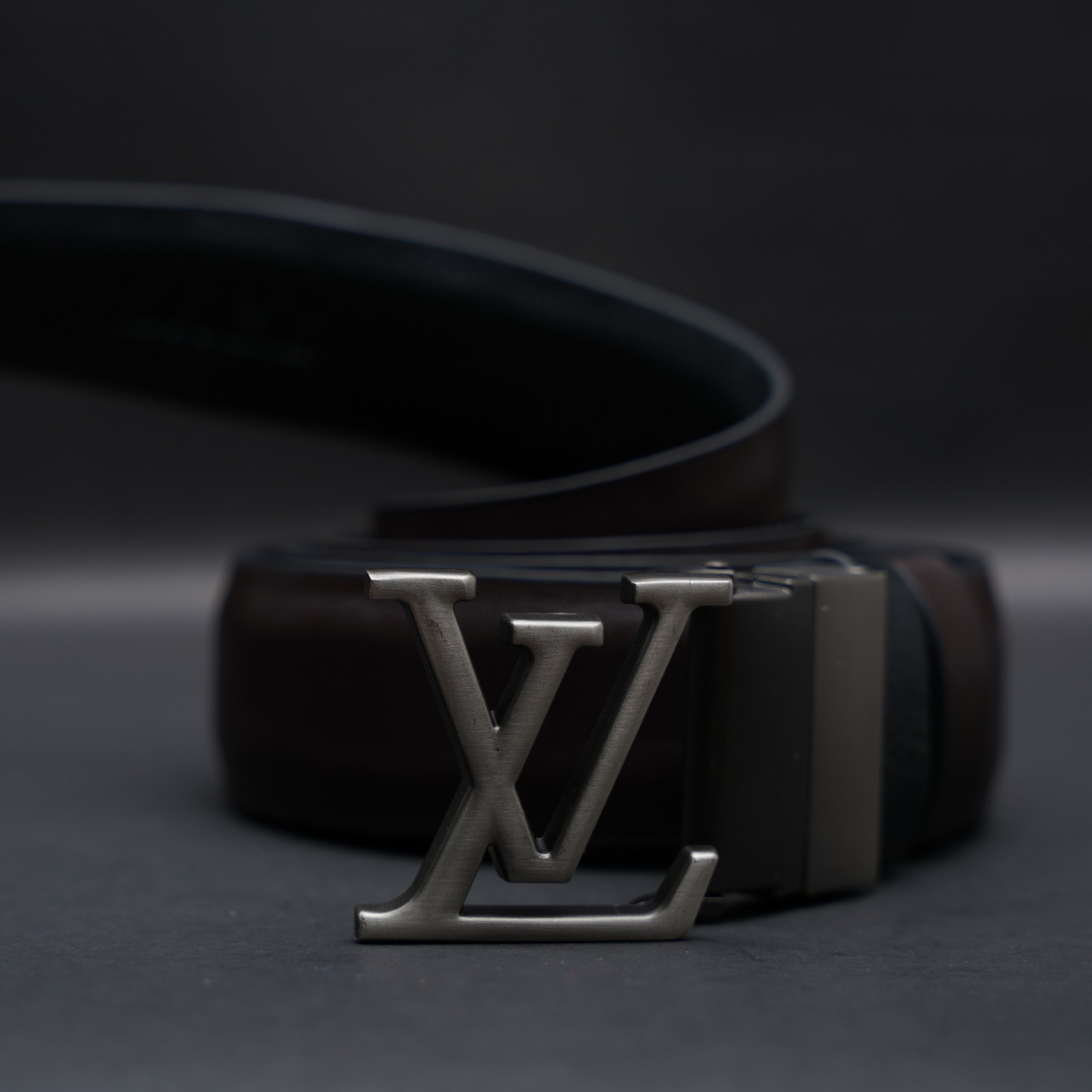 Picture of Zays Reversible Handcrafted Genuine Leather Belt for Men – Premium Quality, Adjustable, Stylish & Durable | Best Formal and Casual Leather Belt in Bangladesh