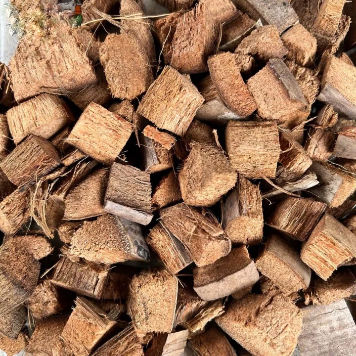 Picture of Coco chips for plants 01 kg dry ready to use