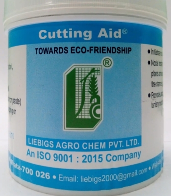 Picture of Cutting Aid root hormone for plant 50 gram