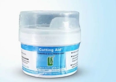 Picture of Cutting Aid root hormone for plant 50 gram
