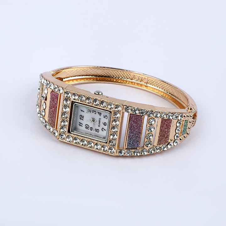 Buy Women's Fashionable Luxury Bracelet Watches