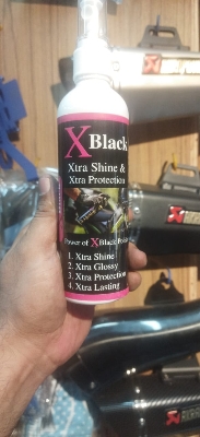 Picture of XBlack - Xtra Shines & Protects Protectant SprayPolish for Motorcycle or Car. High Gloss & Sunscreen Formulation - 250ml