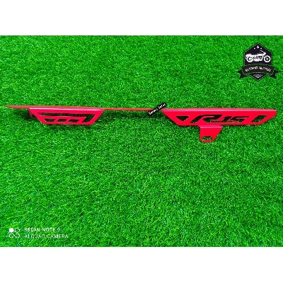 Picture of Chain Cover Trim Panel Protective Cover For Yamaha R15 V3 2017-2020 Motorcycle Accessories (Red)