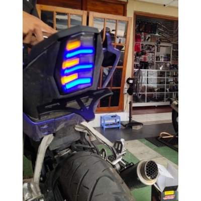 Picture of Stop Lamp R15V4 R15V3 New Model R15V3 R15V4/R15M New Tail Light / Back light