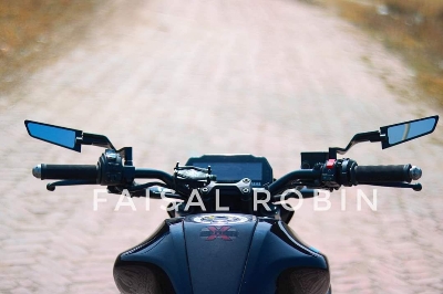 Picture of Universal Motorcycle Mirror Side Winglet Design