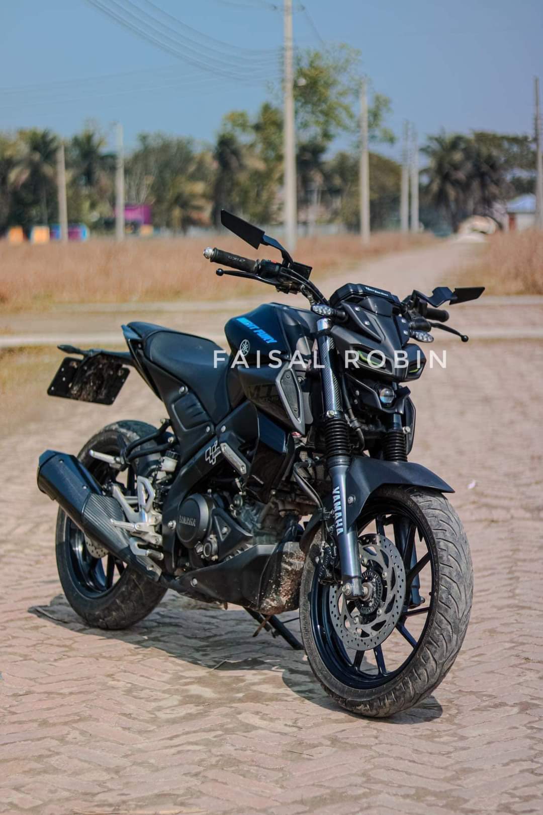 Picture of Universal Motorcycle Mirror Side Winglet Design