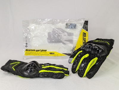 Picture of Touch Screen PVC Motorcycle Gloves Breathable Racing Bike Protectors For Summer Autumn Winter