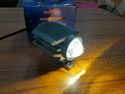 Picture of Two-color  U1 LED Driving Fog Lights, Motorcycle Auxiliary Spot Lights 30Watt Amber and White Projector High Low Beam Lights Replacement for All Motorbike Cars SUV ATV