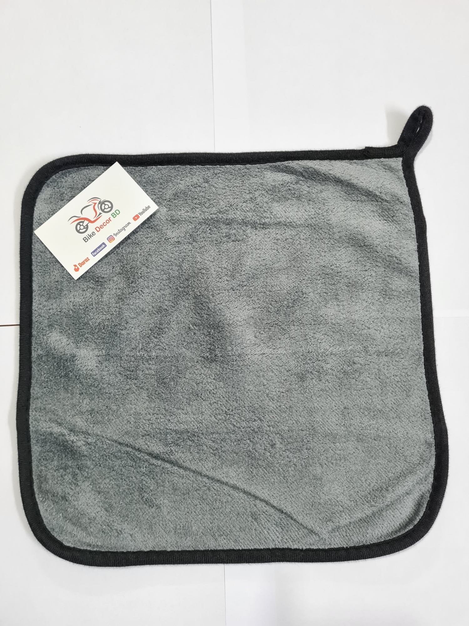Picture of Microfiber Cleaning Cloths for All Purpose, Double Sided, Extra Thick Plus Microfiber Towel Lint-Free (Size 30cm x 30cm)