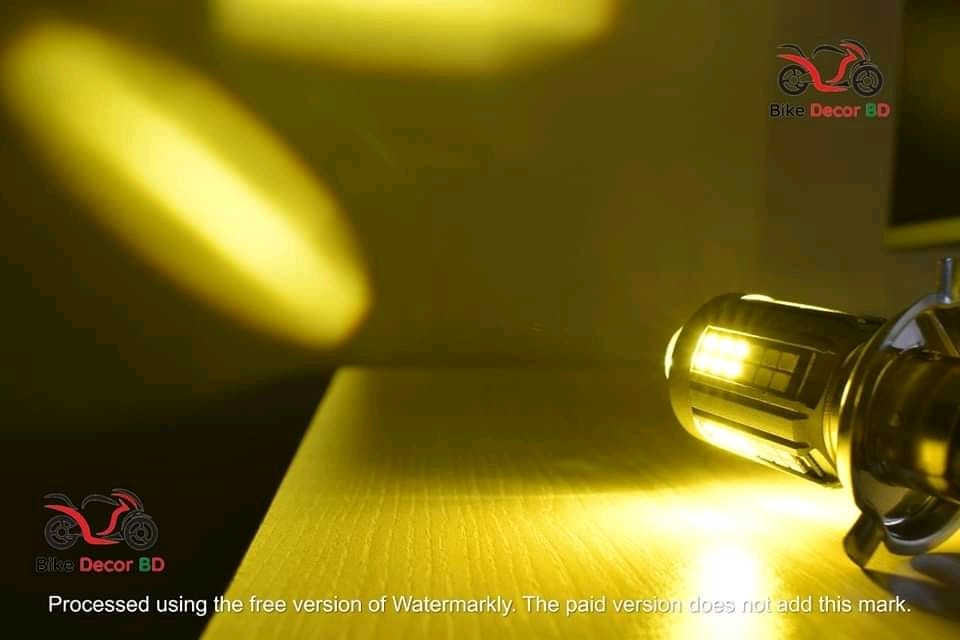 Picture of 1200 LM H4 Headlight Bulb Lens Hi/Lo Beam White Yellow 3030 Chips 360 Degree Headlamp For Motorcycle