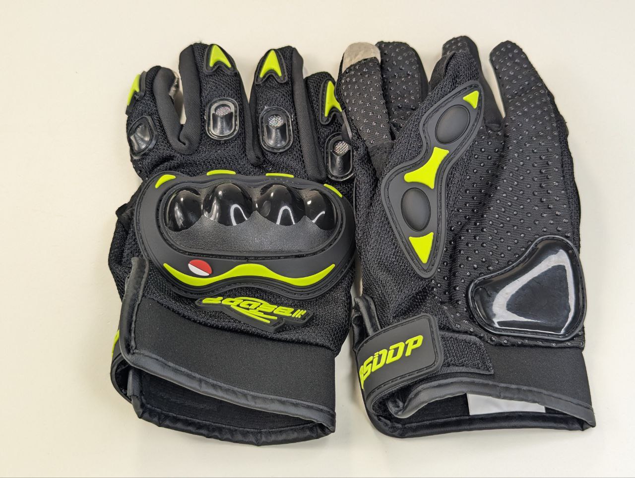 Picture of BSDDP GLOVES Model RH-A0136 Motorcycle Touch Screen Full Finger Warm Thermal Winter Gloves for Pro Bikers