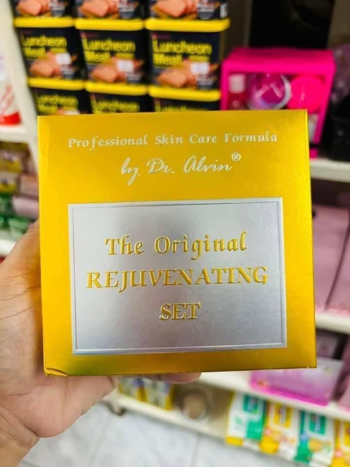 Picture of DR Alvin Rejuvenating set with Soothing Cream & SPF 50 Sunscreen