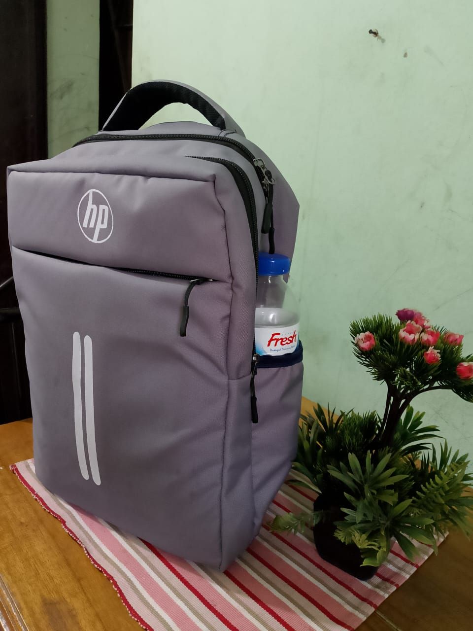 Picture of Hp Ash Classic laptop Backpack.