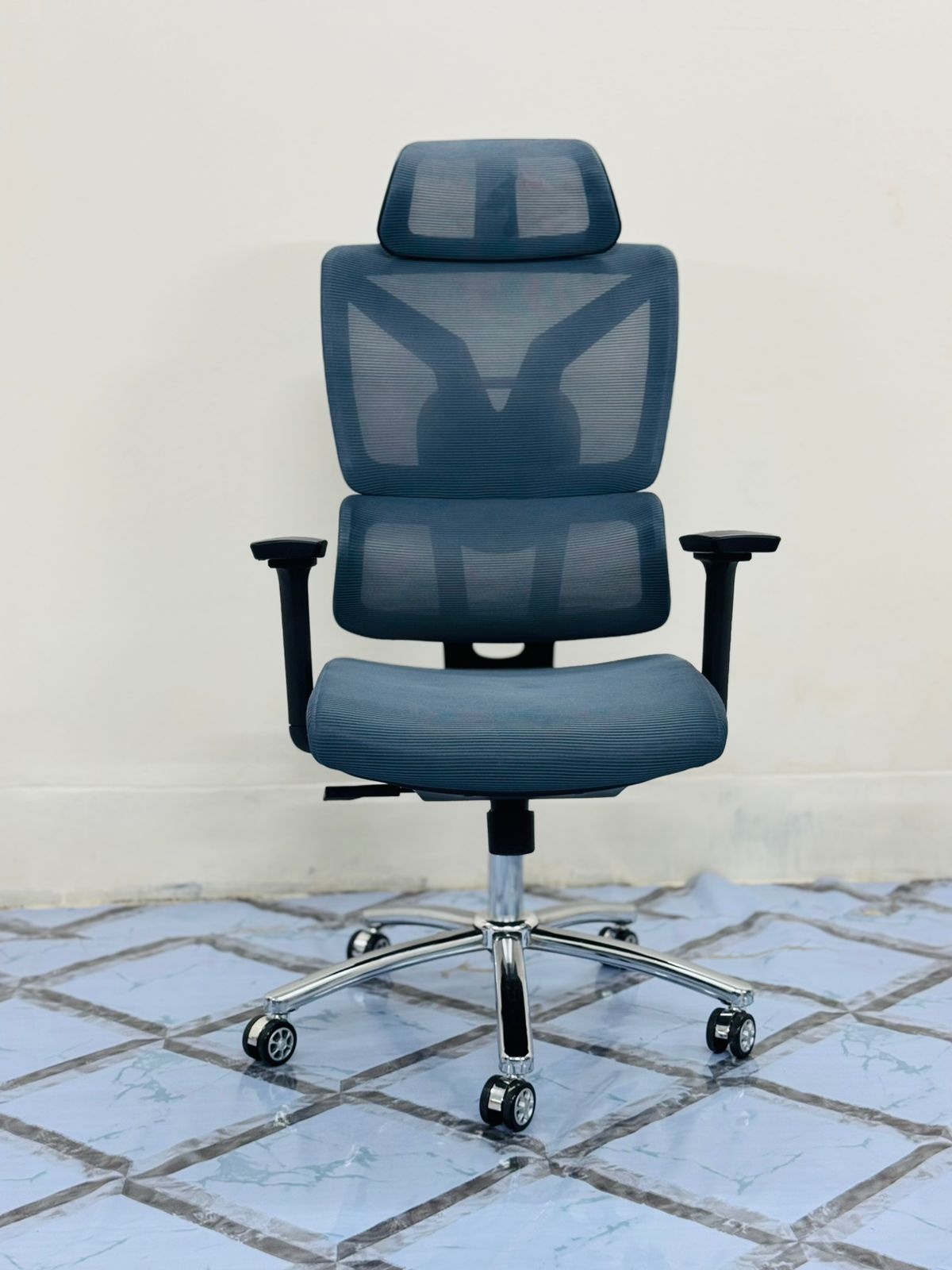 Picture of Furniture Plus (FP-M-25-BLUE) Premium quality COMPLETE MULTIFUNCTION CHINA CHAIR / boss chair / office chair