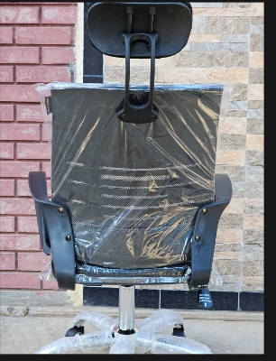 Picture of Furniture Plus (FP-M-24) Smart Executive  (7k)Head Rest - office chair good quality furniture plus !