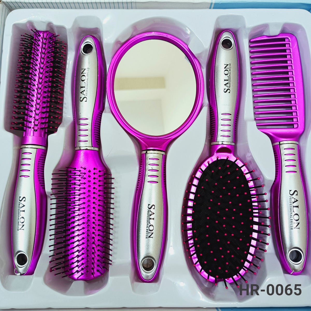 Picture of Hair Brushes & Combs -1set Hair Brushes & Combs