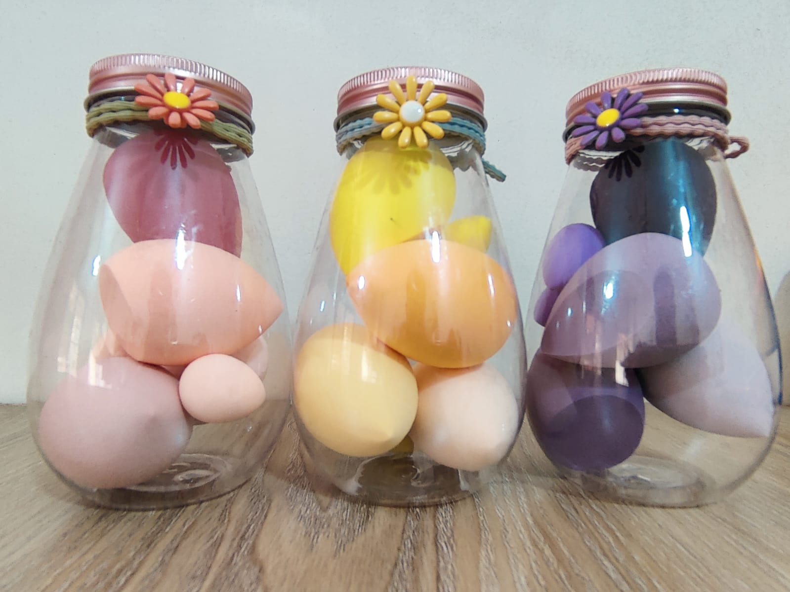 Picture of Girls Makeup Sponge  Puff for Women -1box