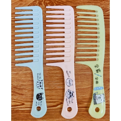 Picture of Regular Shampoo Hair Comb 1pcs
