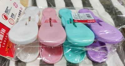 Picture of Premium Cloth clip set 4pcs-1pac Hanging Clips for Drying Clothes