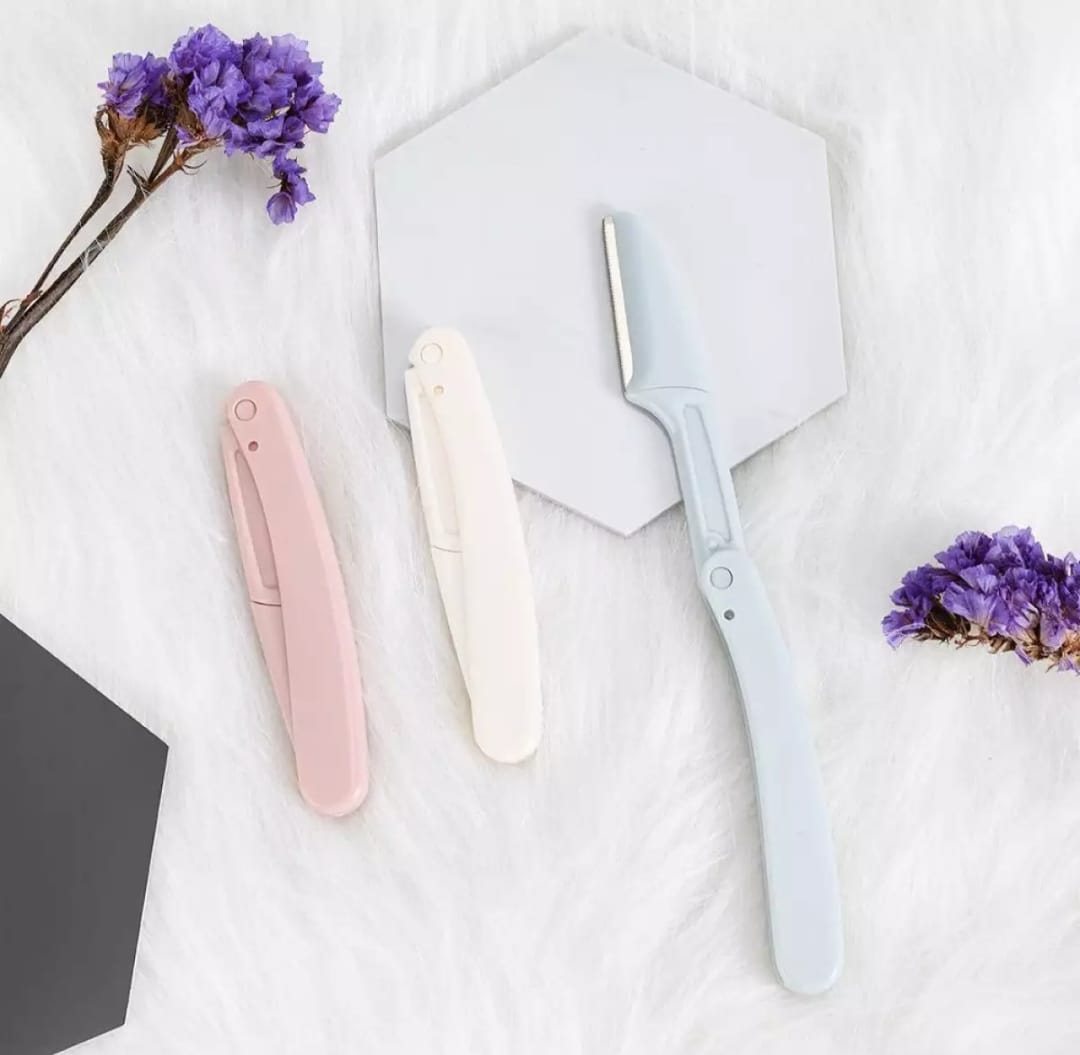 Picture of Women's eyebrow trimmer, stainless steel blades, three decorative eyebrow razors, eyebrow shavers, makeup tools -1pac