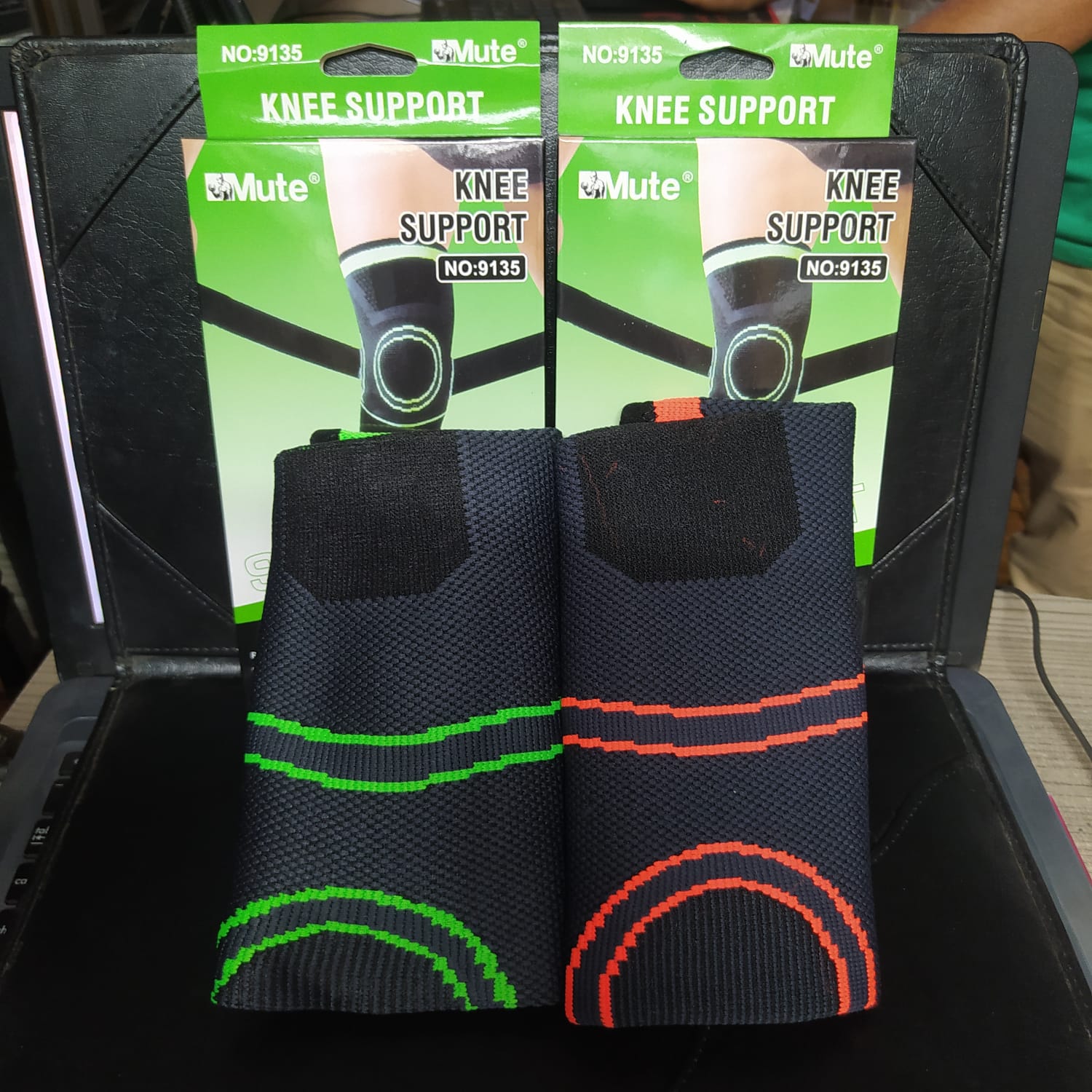 Picture of Knee Support Knee Protection Pad CN- 1Pcs