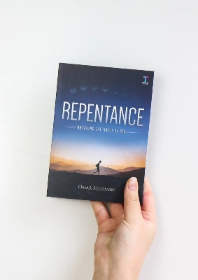 Picture of Repentance: Breaking the Habit of Sin by Omar Suleiman