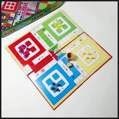 Picture of Mini Ludo snake and Chess Board 3 in 1 Board Game