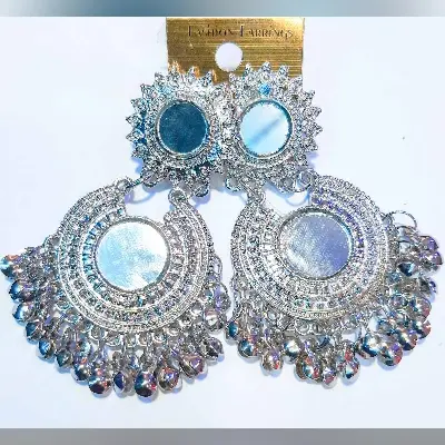 Picture of New Metal Earring