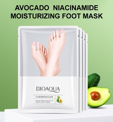 Picture of Bioaqua Avocado Niacinamide moisturizing Foot Mask 35g