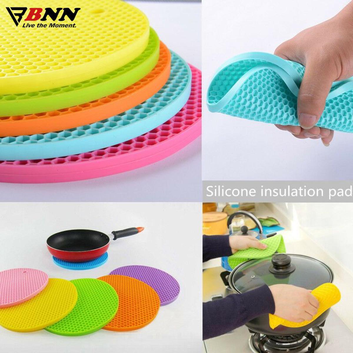 Picture of 18 cm Round Heat Insulation Silicone Pad Desk Mat Silicone Pot Heat Mat Placemat Placemat for Dining Table Kitchen Table Mat