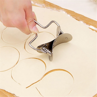 Picture of Stainless Steel Dumpling Maker Manual Ravioli Cake Mold Durable Pie Press Dough Cutter Baking Kitchen Pastry Pasta Tools