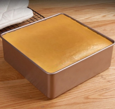 Picture of 4Pcs Square Shape Cake Mold, Aluminum Round cake mold 4pis set, Make Cake, Pudding And More, Oven Proof Cake Pan Set.