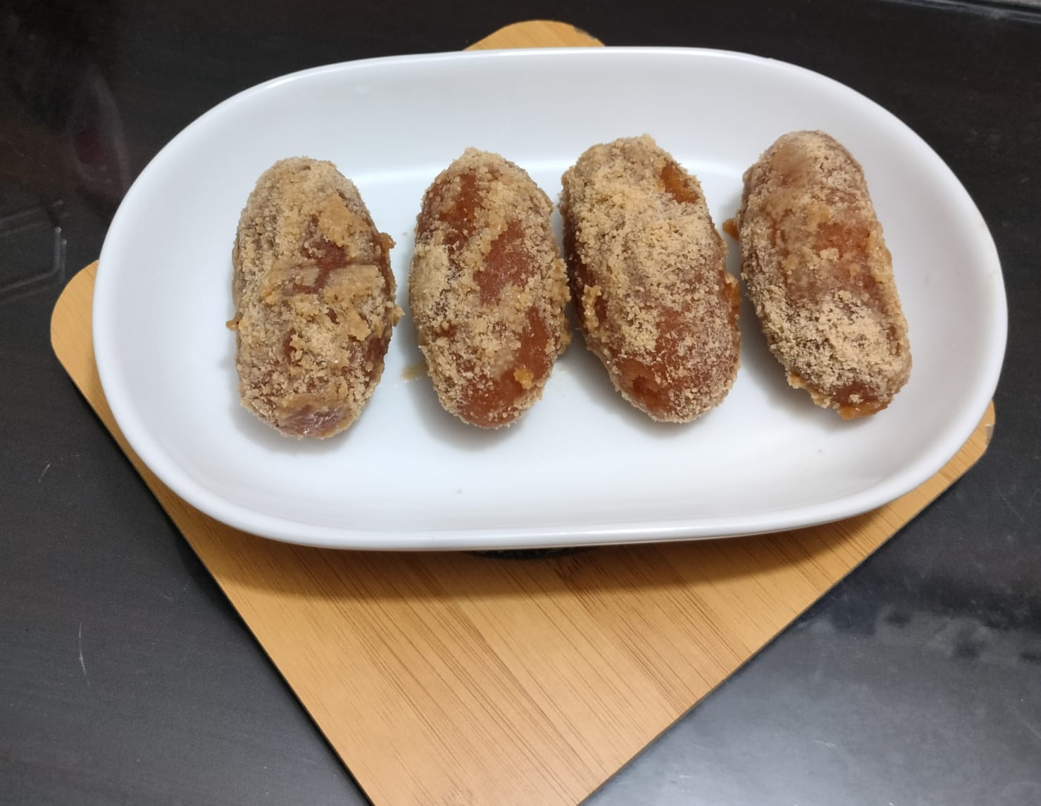 Picture of 7.4"/5" ceramic salad kabab sanks serving tray