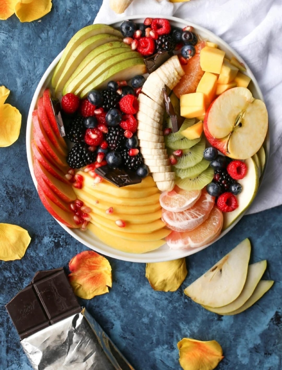 Picture of Nordic Style 8 Inch Marble Ceramic Dish Round  Plate Porcelain Dessert Steak Pasta Salad Snack Cake Serving Tray