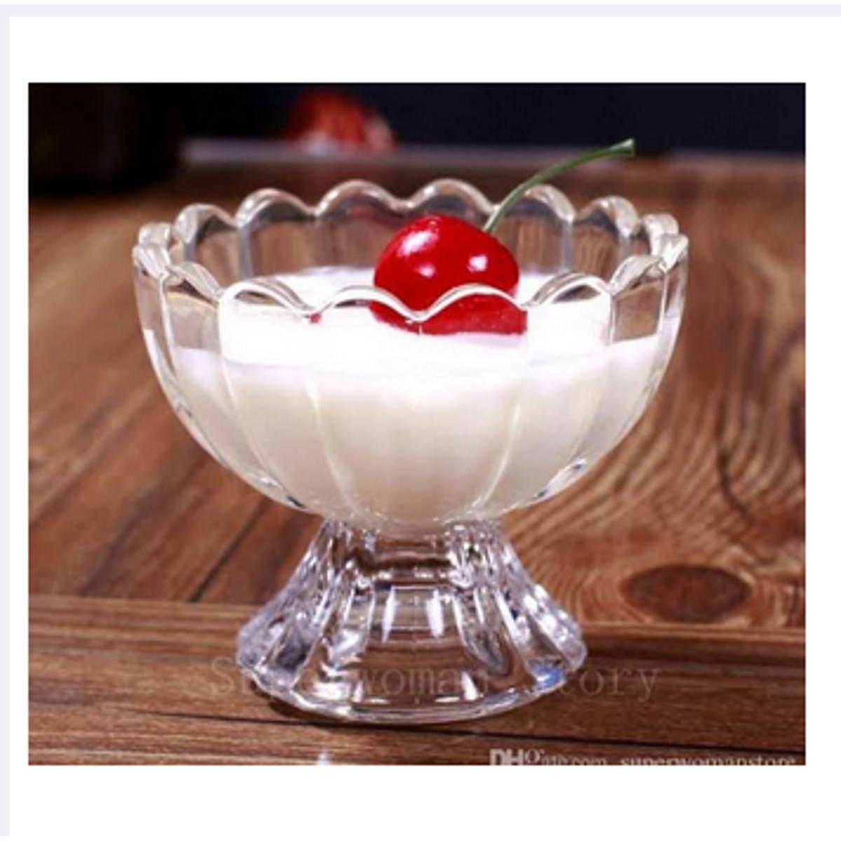 Picture of Crystal Clear Glass Ice Cream/Dessert Bowl Set (6 Pieces) OLiLA N008