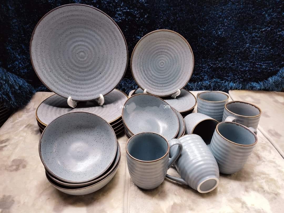Picture of 24 pis dinner set 6 pi plate 6 pis half plte 6 pis mug 6 pis curry /soup bowl