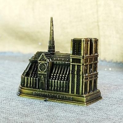 Picture of Notre Dame Cathedral Model Paris Landmark Ancient Building Tourist Souvenir Home Decor