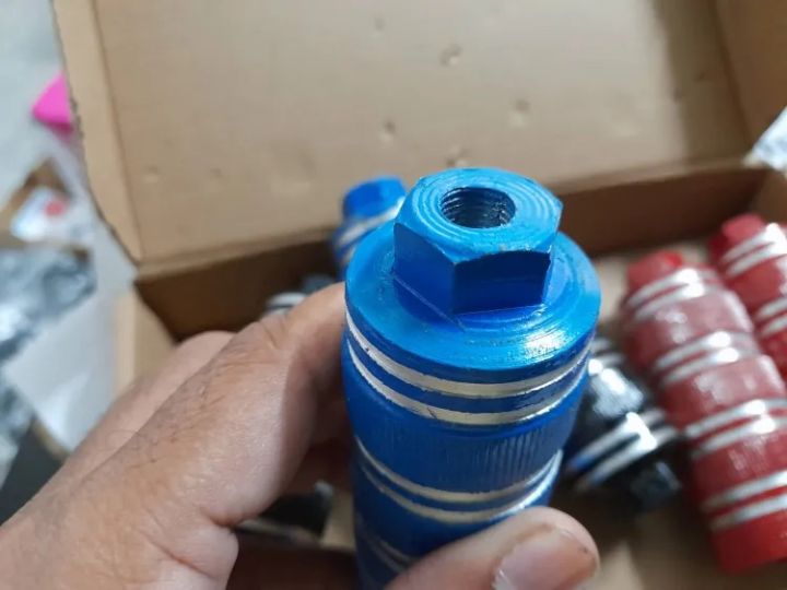 Picture of Aluminum Foot Pegs Big Size BMX Cycling Rear Stunt Pegs - Enhance Your Bicycle with Durable Pegs for Stunts