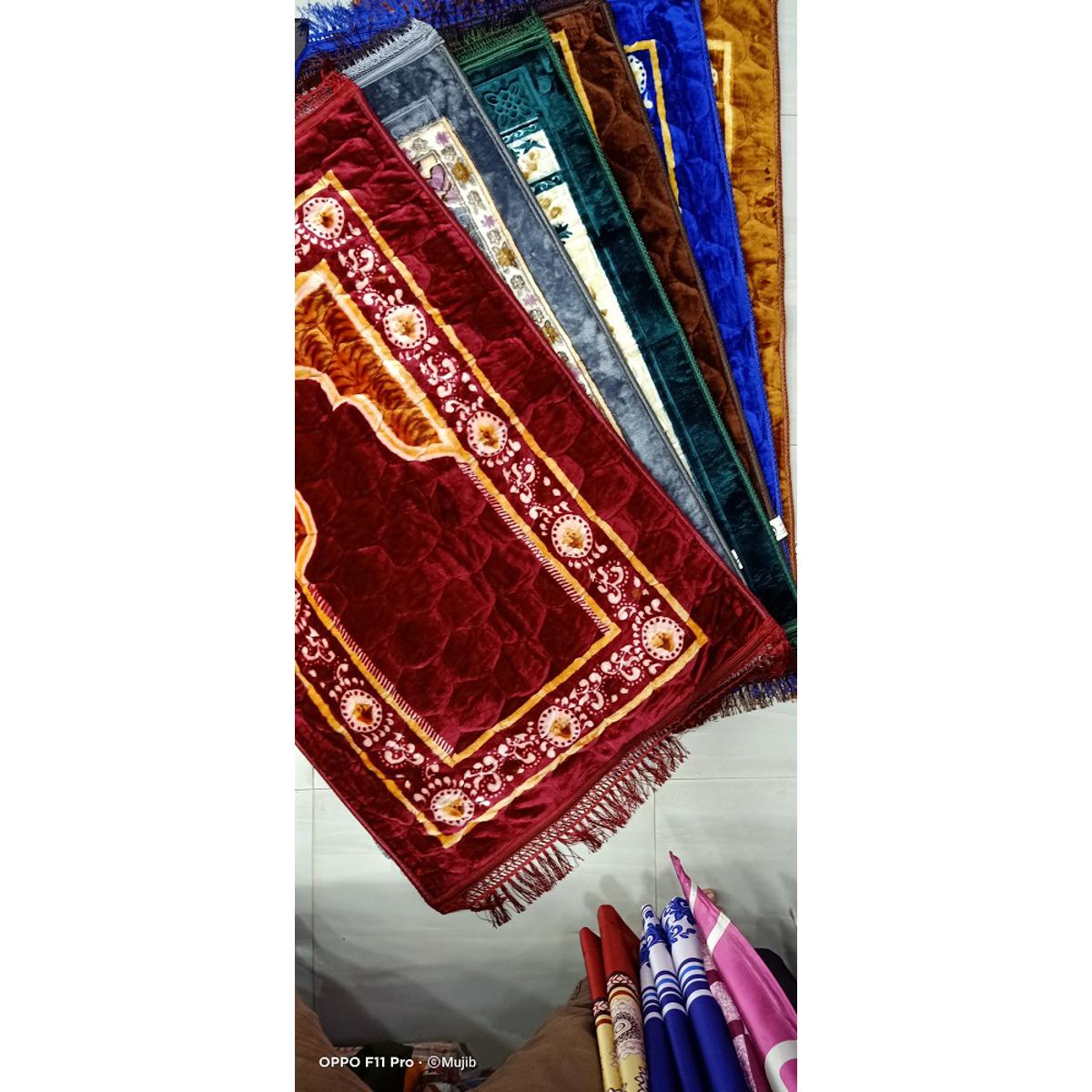 Picture of China Prayer Mat (Jaynamaz) - Extra Soft Velvet Mixed Red color Form Suba International.