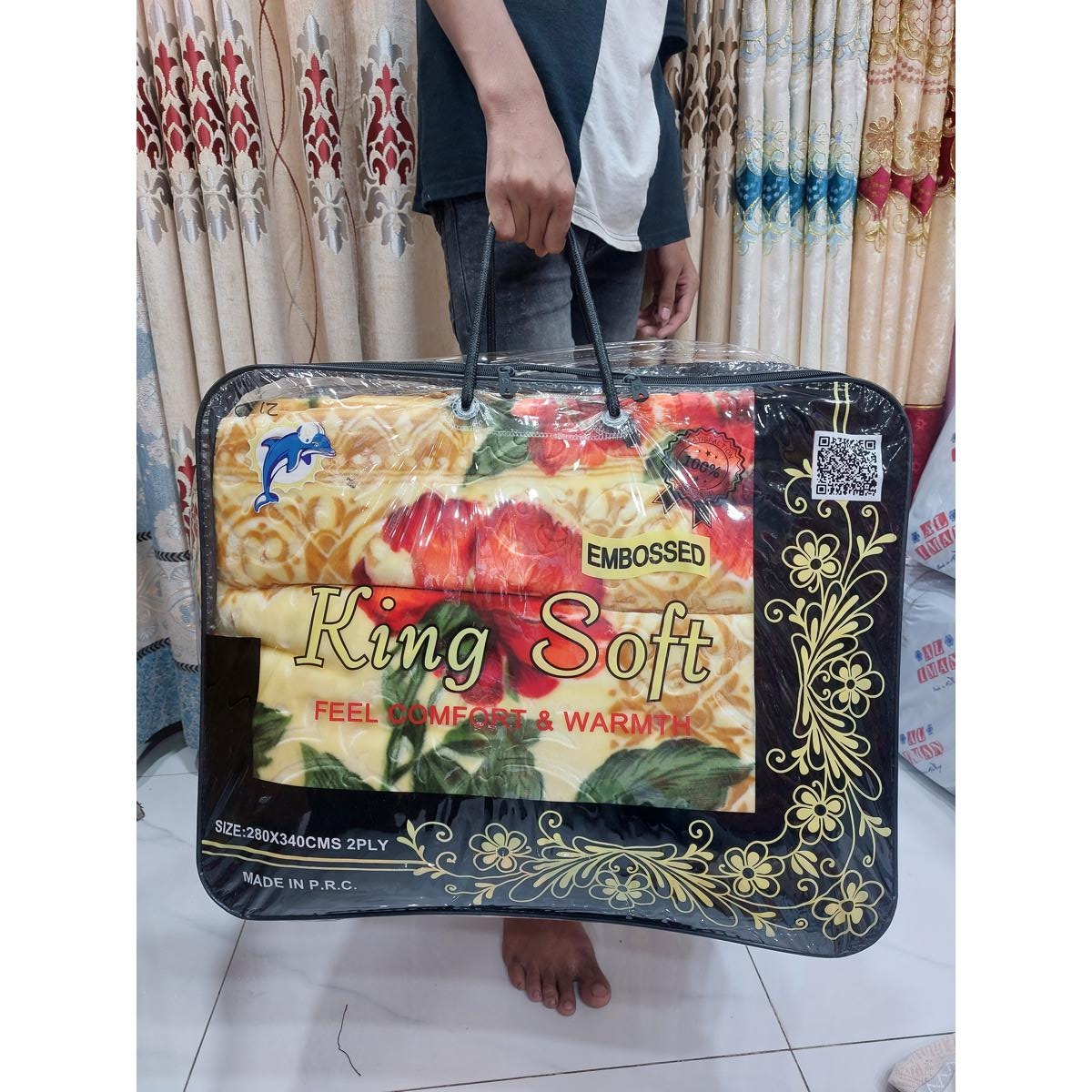 Picture of king Soft ( Embossed)  Blanket made in P.R.C from Suba international.