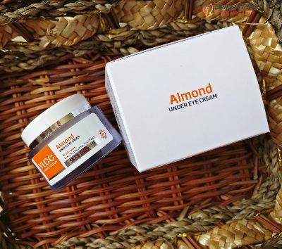 Picture of VLCC Natural Sciences Skin Defense Almond Under Eye Cream 15g INDIAN