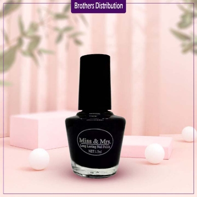 Picture of Nail polish for women Miss & Mrs Shade - 50