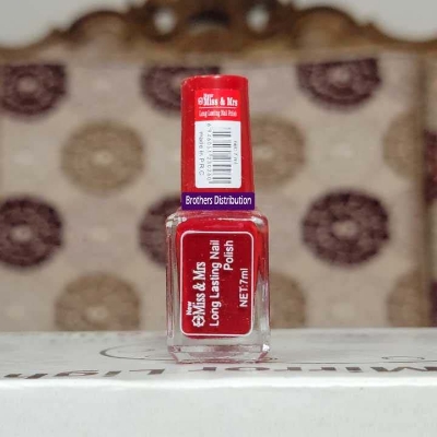 Picture of Nail polish for women Miss & Mrs Shade - 85